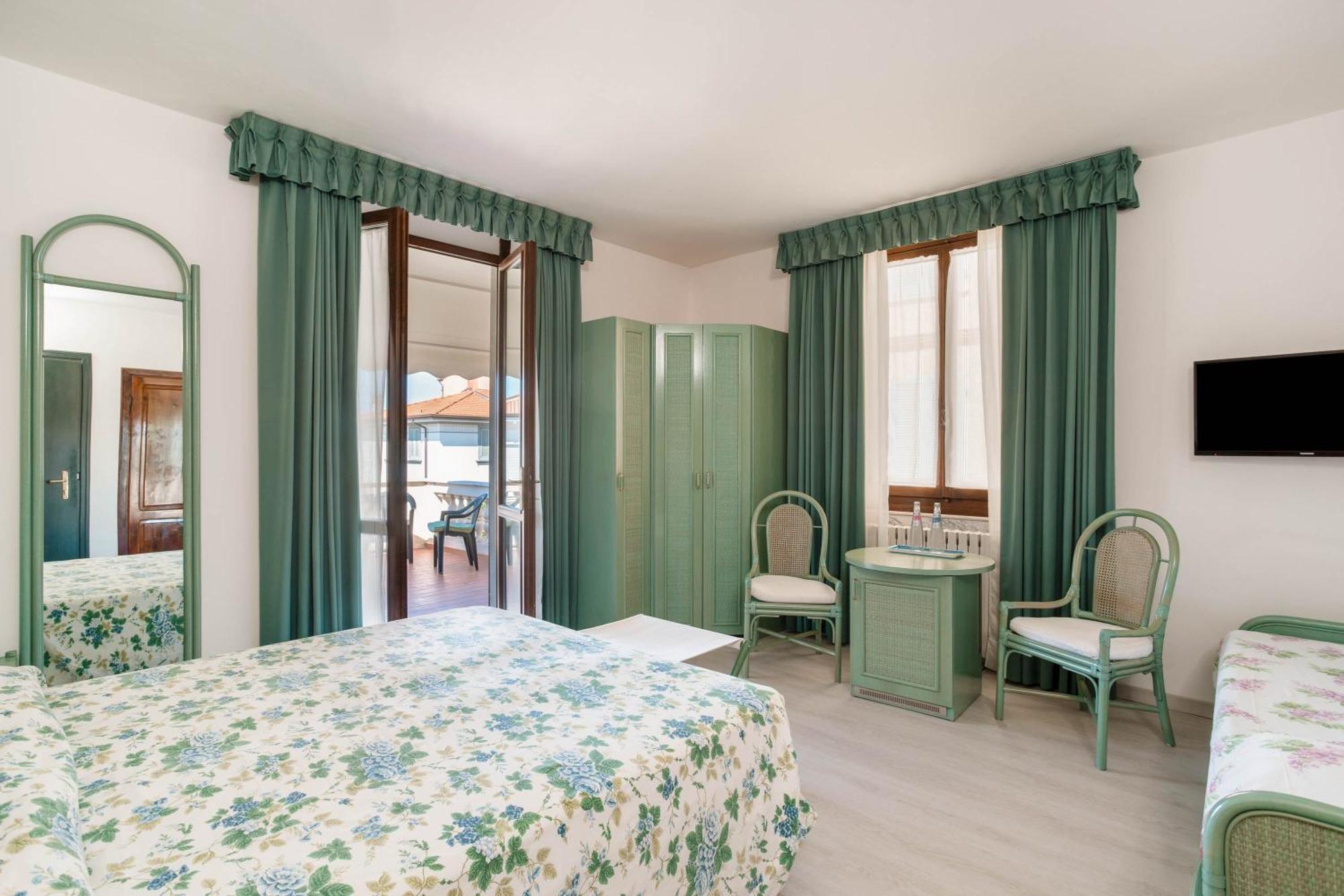 Hotel Sonia Forte dei Marmi Dış mekan fotoğraf