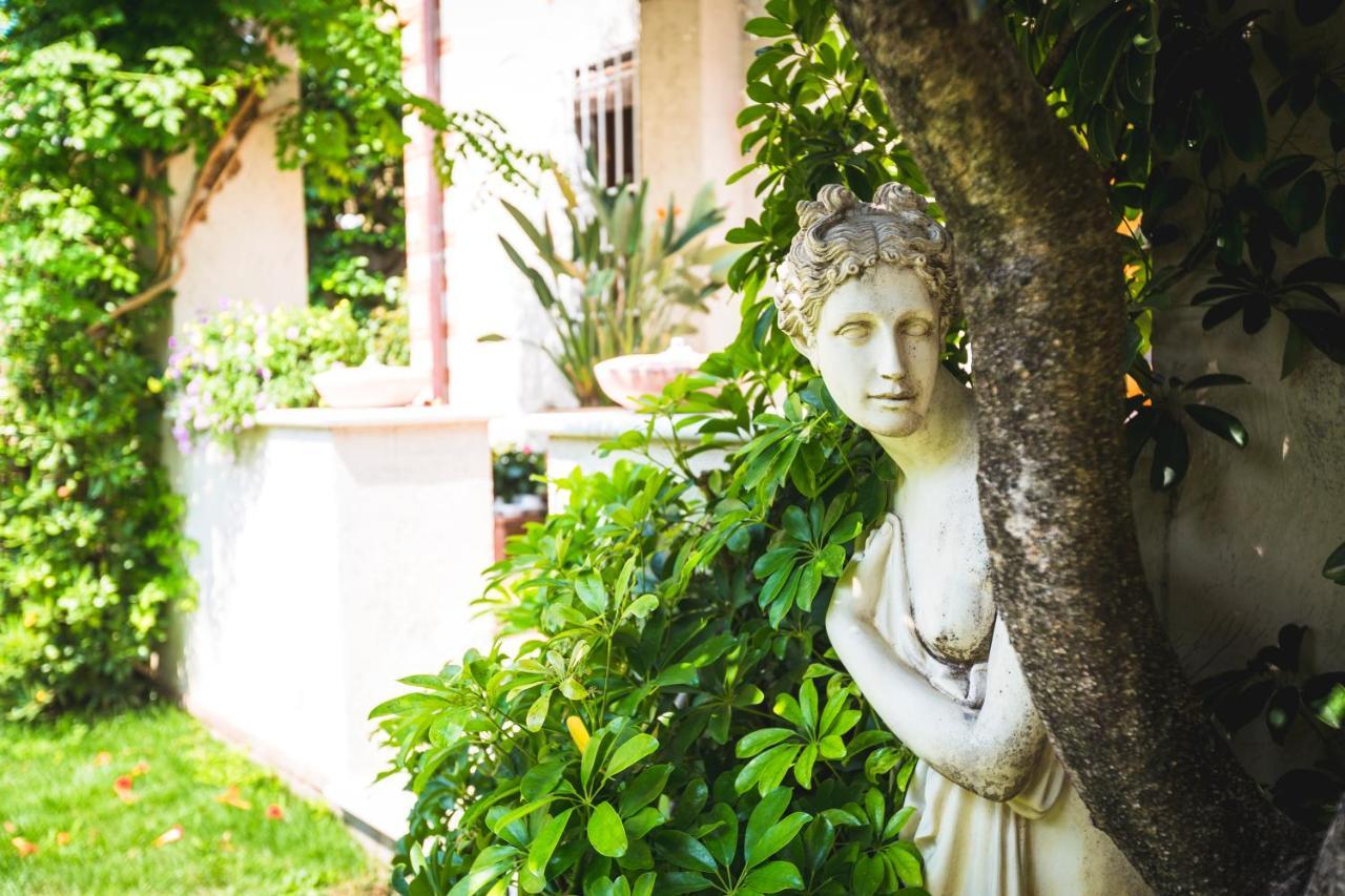 Hotel Sonia Forte dei Marmi Dış mekan fotoğraf